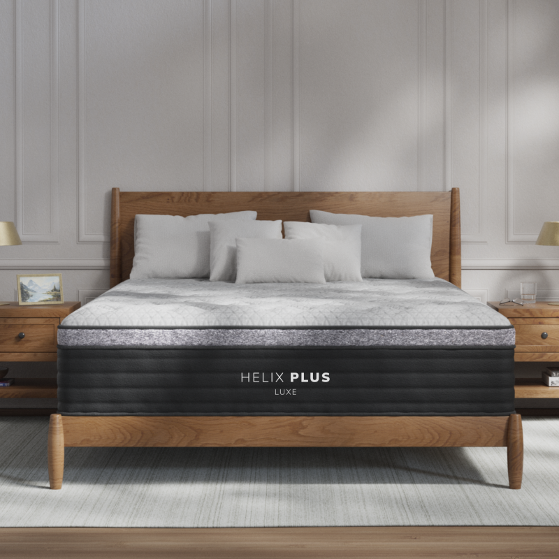 2025 Helix Plus Luxe - Includes TENCEL™ Cover