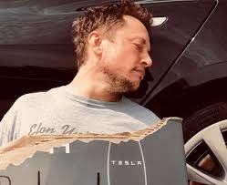 How Much Does Elon Musk Sleep? - TheSleepLoft