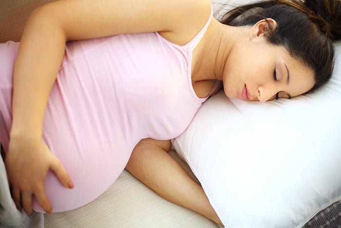 How Much Sleep Does a Pregnant Woman Need? - TheSleepLoft