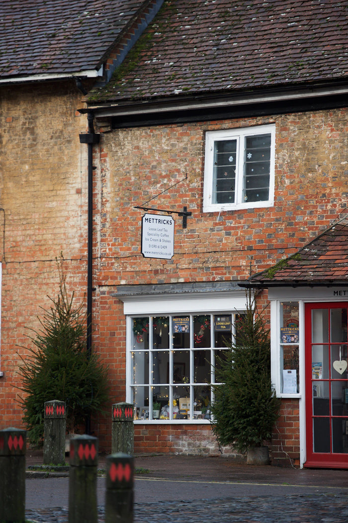 Why Choosing a Local Mattress Store Matters