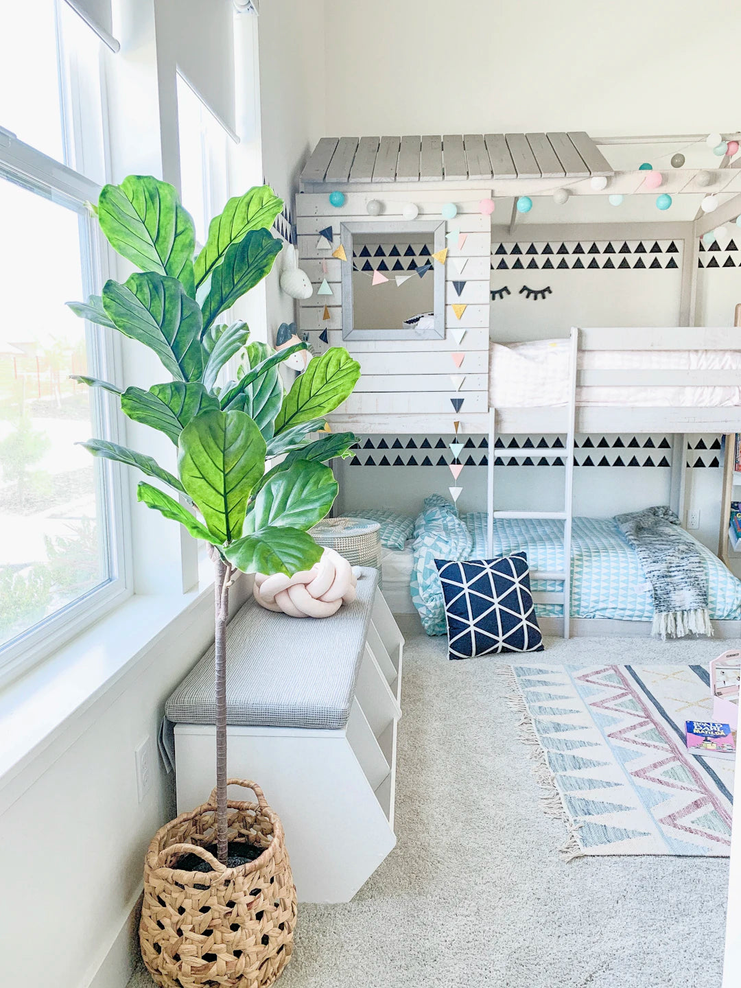 Stylish Bunk Beds for Space-Saving Kids’ Rooms