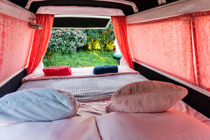 Space-Saving Murphy Beds with Versatile Storage Solutions