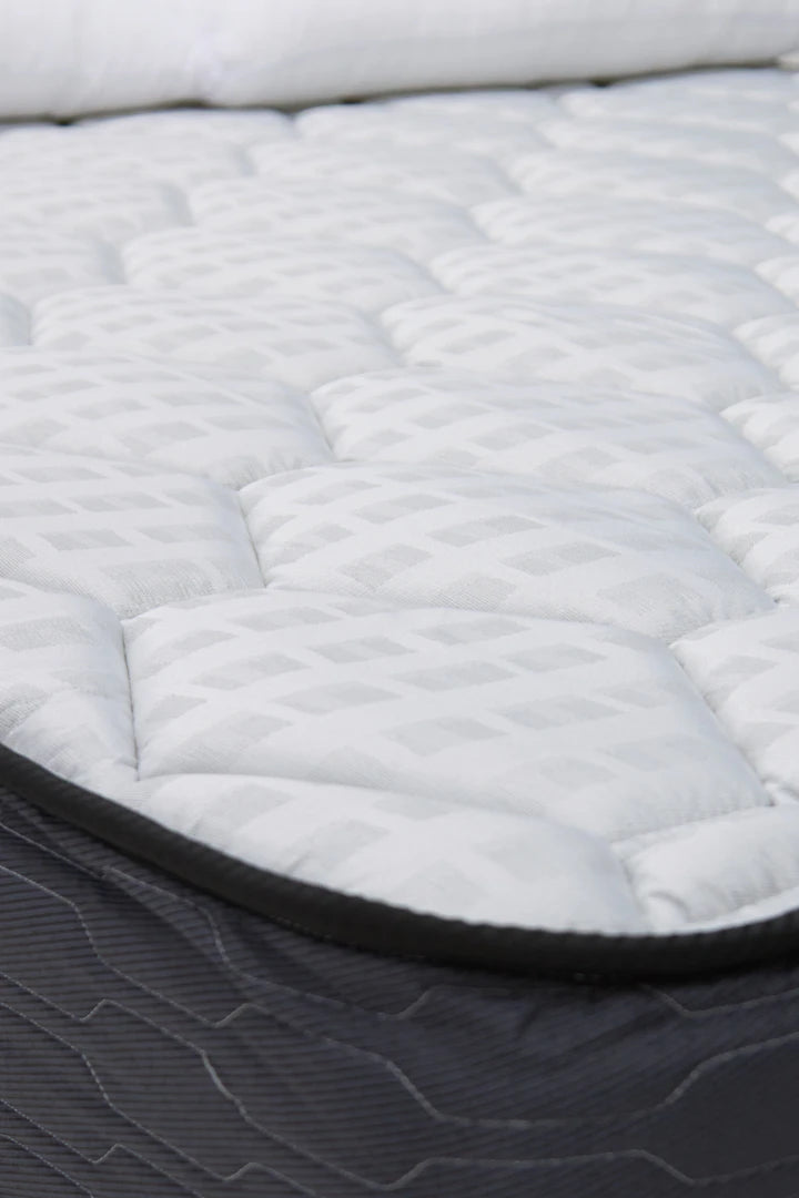 Cooling Hybrid Mattresses for Comfort and Temperature Control
