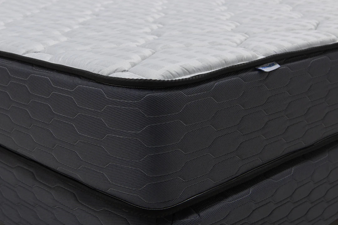 Comfort Meets Durability in High-Performance Hybrid Mattresses