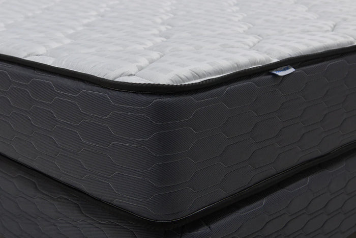 Comfort Meets Durability in High-Performance Hybrid Mattresses