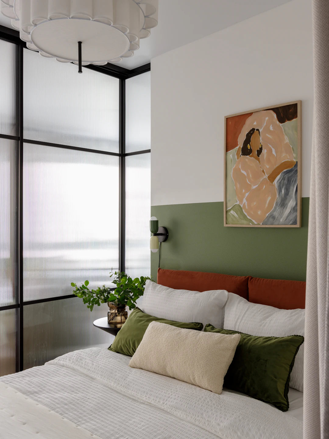 Headboards That Elevate Bedroom Elegance and Comfort