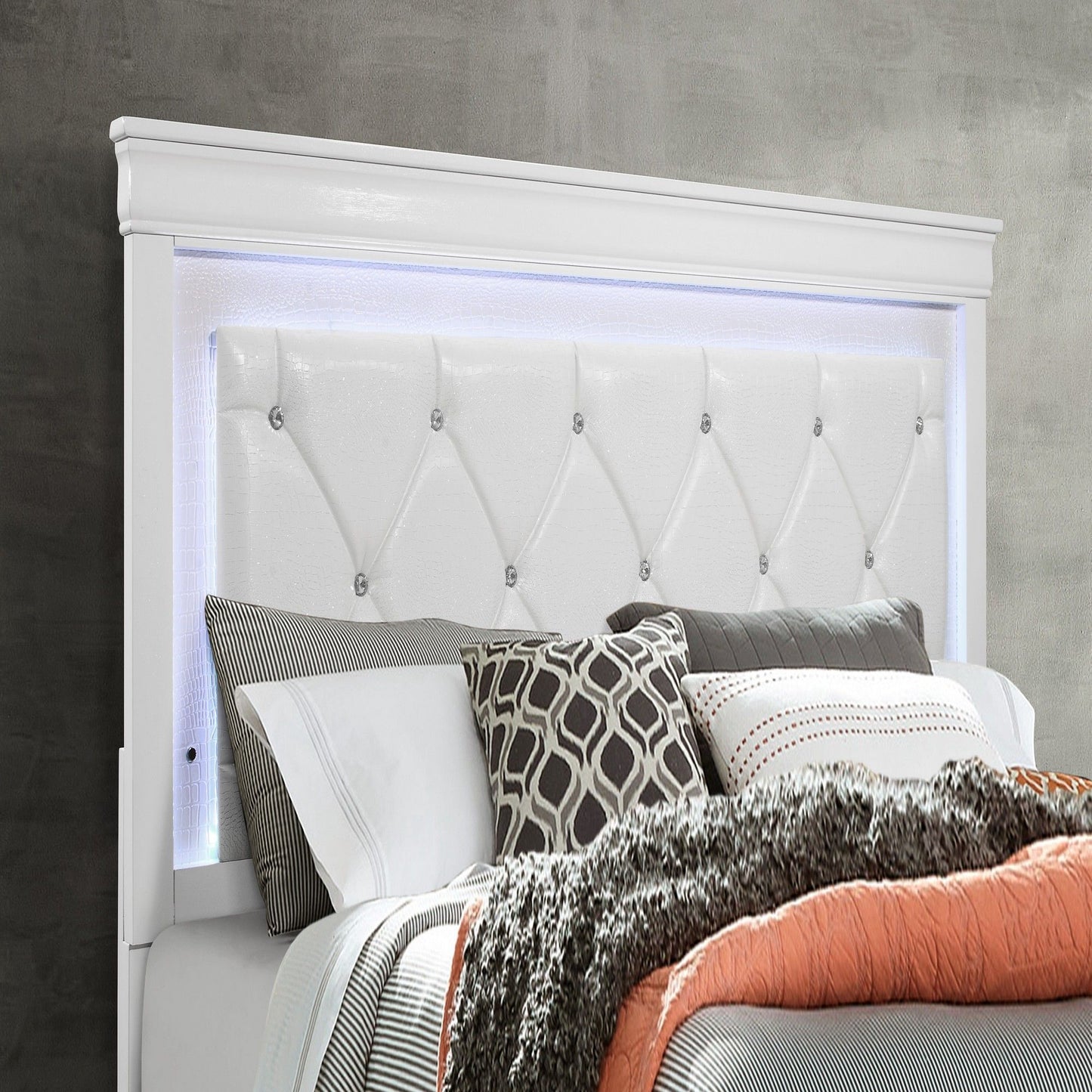 Shaker - Bed With LED Lighting And Crystal Inspired Tufted Headboard - The Sleep Loft - Online Mattress Showroom NYC