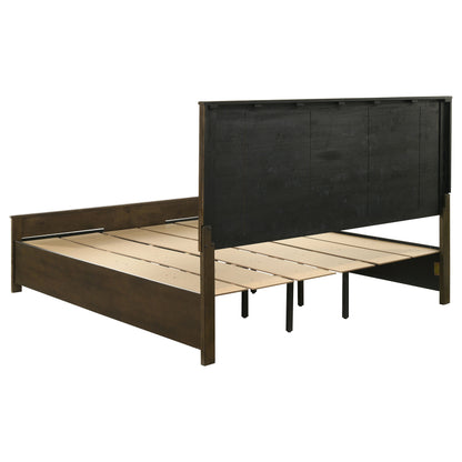 Woodmont 5-piece Eastern King Bedroom Set Golden Brown
