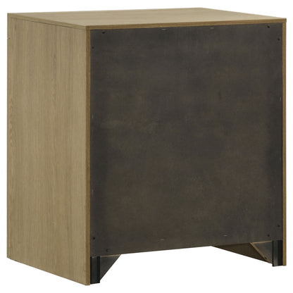 Hendricks 5-piece Queen Bedroom Set Light Oak