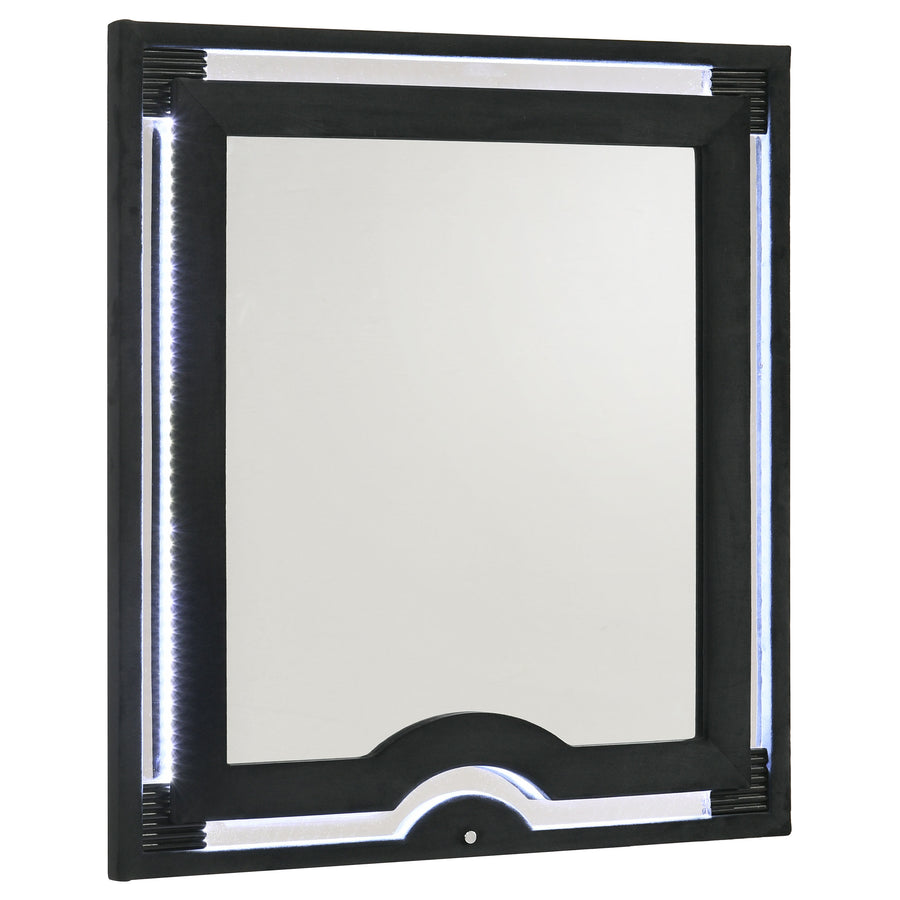 Dressers & Dresser Mirrors