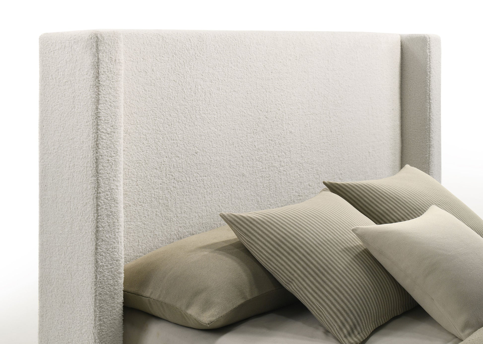 Alamosa Boucle Upholstered Queen Wingback Bed White 