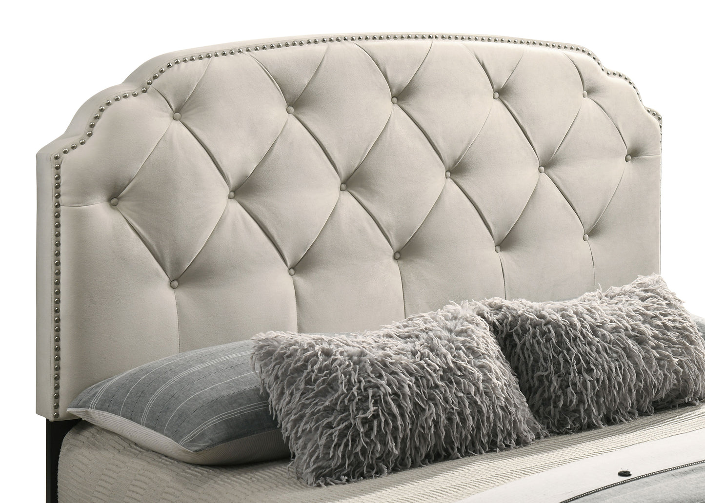 Marianna 4-drawer Upholstered Eastern King Storage Bed Cream