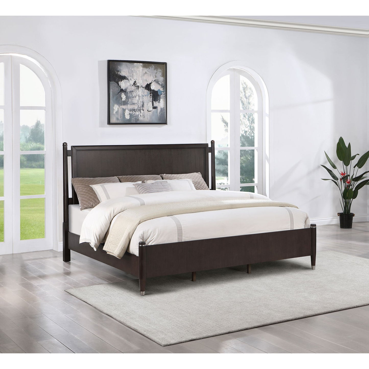 Niguel - Queen Size 4 Poster Bed With Finials, Floating Headboard - Brown