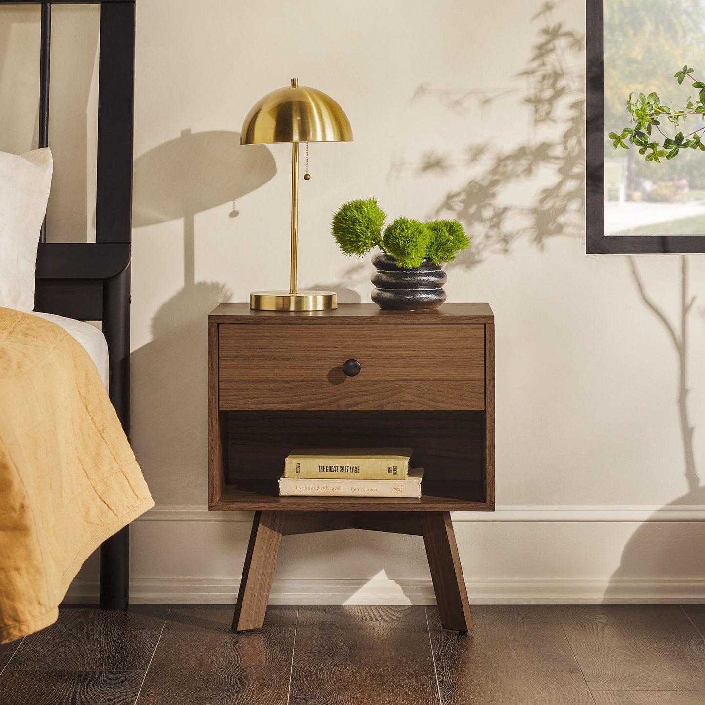 Mid-Century Modern Minimalist 1 Drawer Nightstand - The Sleep Loft - Online Mattress Showroom NYC
