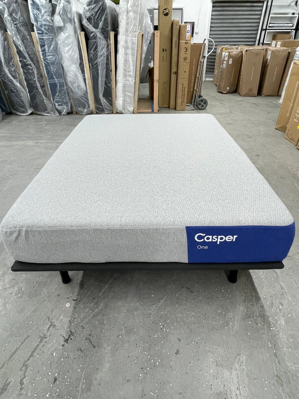 Floor Sample - Queen Casper One