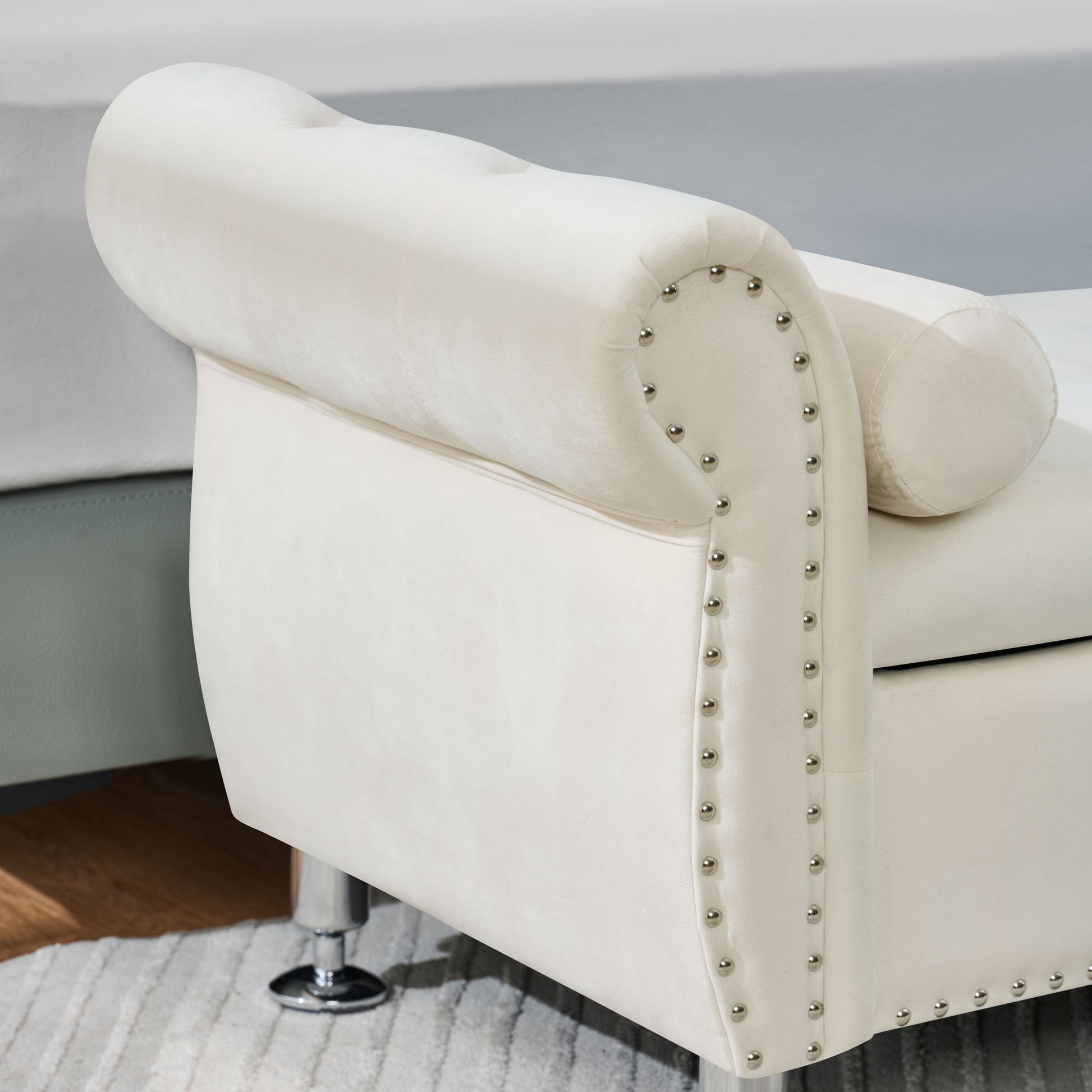 Storage Bench With Crystal Buttons And 1 Pillow For Bedroom - The Sleep Loft - Online Mattress Showroom NYC